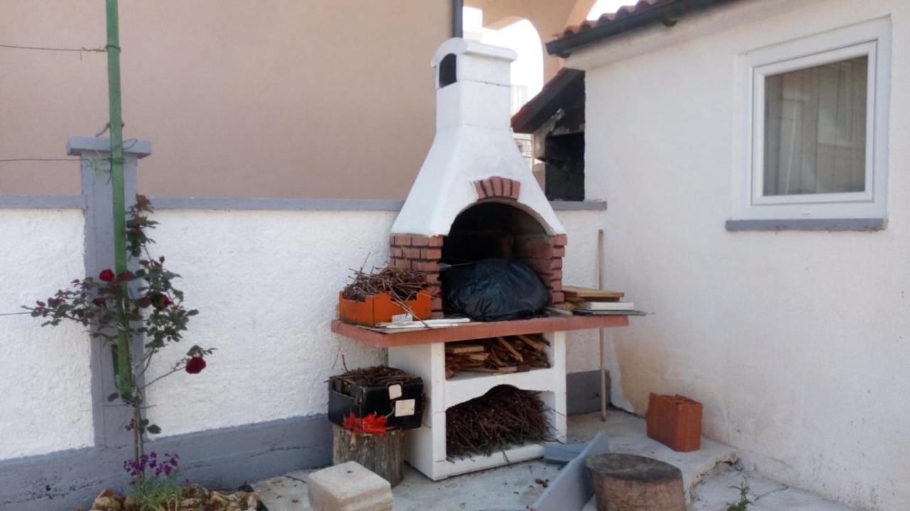 Apartmani Matovina Vir Bagian luar foto
