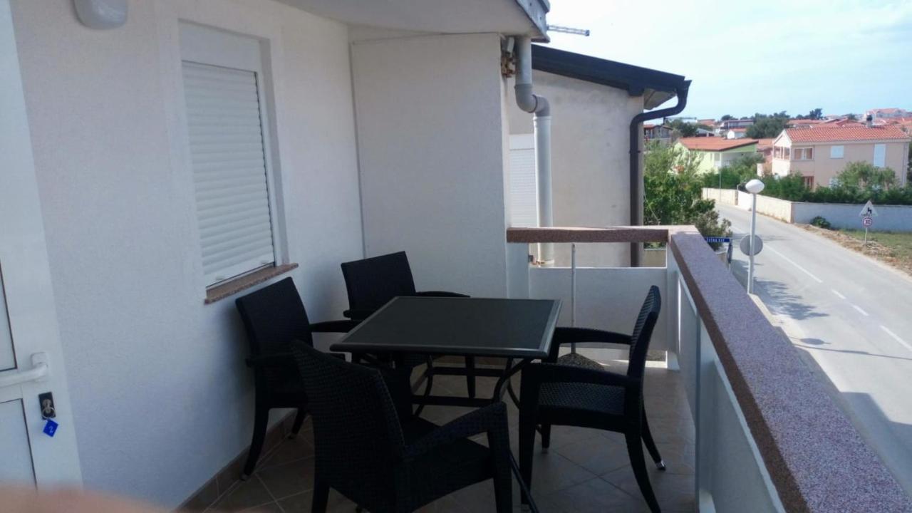 Apartmani Matovina Vir Bagian luar foto