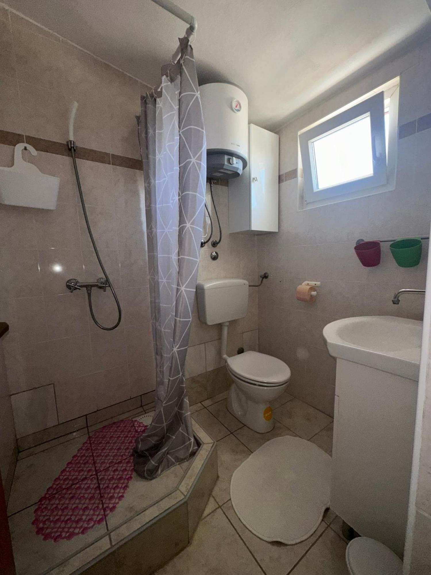 Apartmani Matovina Vir Bagian luar foto