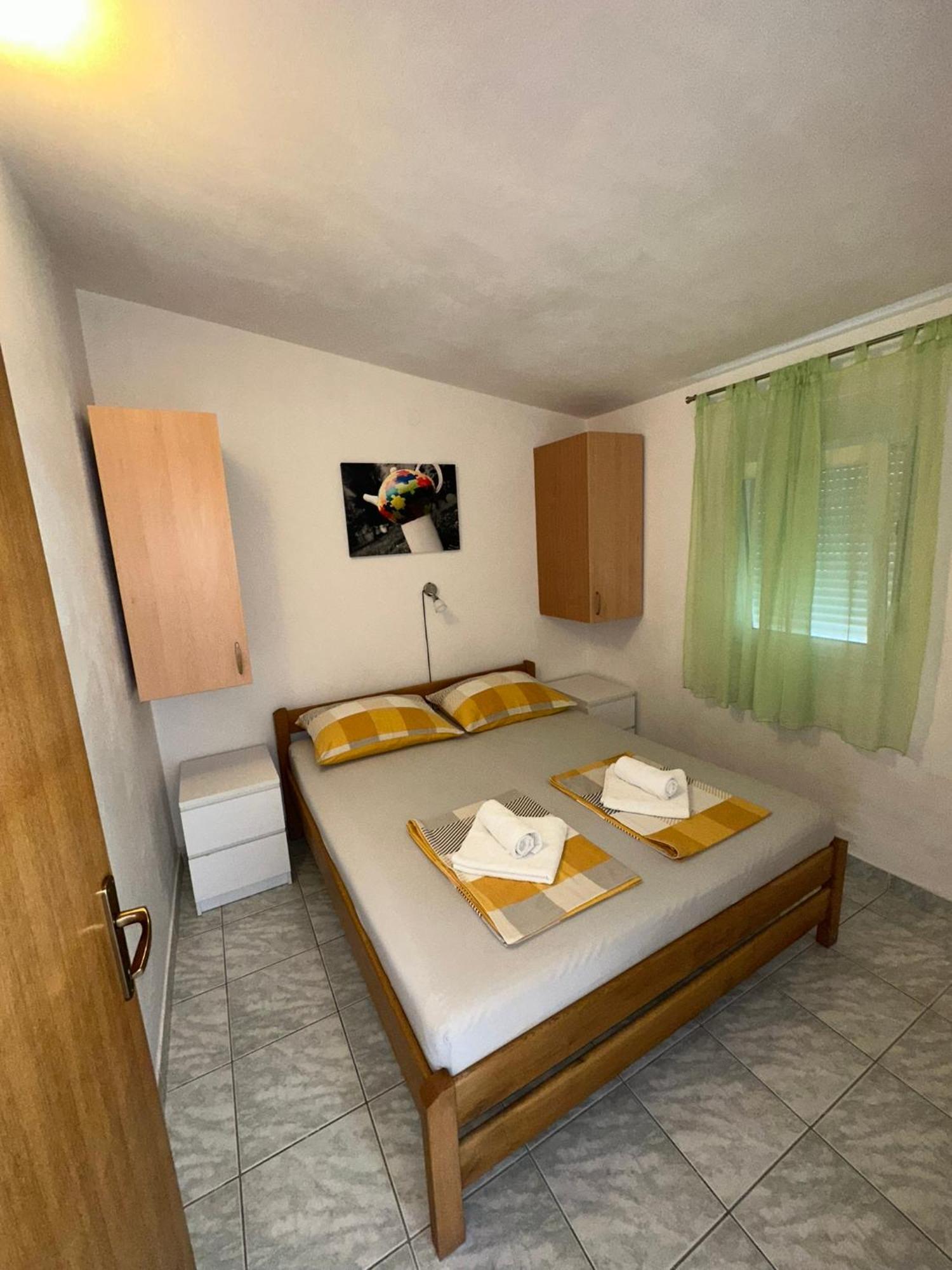Apartmani Matovina Vir Bagian luar foto